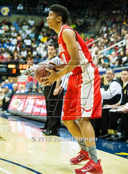 Thumbnail 2 in Bishop O'Dowd vs. Mater Dei (CIF State Open Division Final) photogallery.