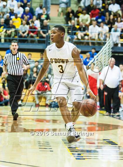 Thumbnail 2 in Bishop O'Dowd vs. Mater Dei (CIF State Open Division Final) photogallery.