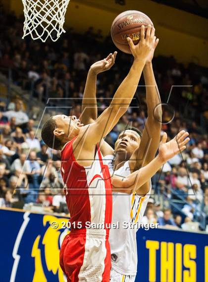 Thumbnail 1 in Bishop O'Dowd vs. Mater Dei (CIF State Open Division Final) photogallery.