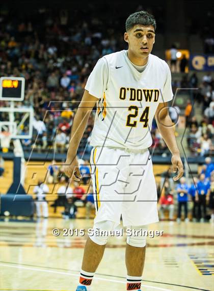 Thumbnail 3 in Bishop O'Dowd vs. Mater Dei (CIF State Open Division Final) photogallery.