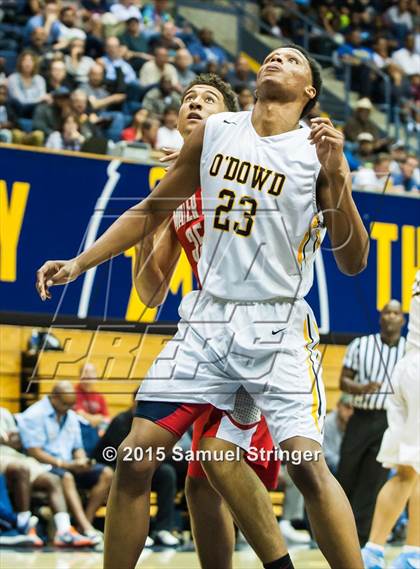 Thumbnail 2 in Bishop O'Dowd vs. Mater Dei (CIF State Open Division Final) photogallery.