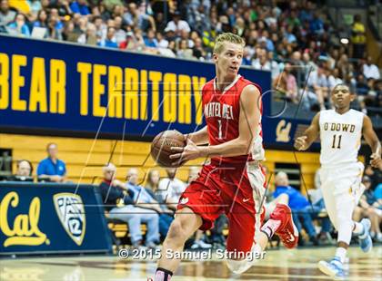 Thumbnail 1 in Bishop O'Dowd vs. Mater Dei (CIF State Open Division Final) photogallery.