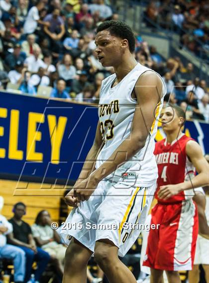 Thumbnail 1 in Bishop O'Dowd vs. Mater Dei (CIF State Open Division Final) photogallery.