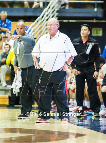 Thumbnail 1 in Bishop O'Dowd vs. Mater Dei (CIF State Open Division Final) photogallery.