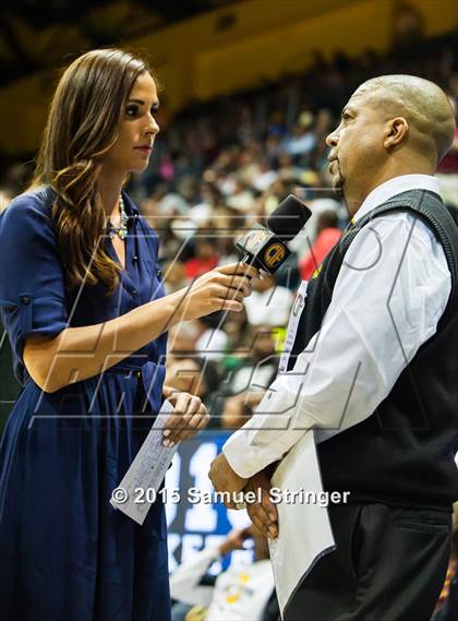 Thumbnail 3 in Bishop O'Dowd vs. Mater Dei (CIF State Open Division Final) photogallery.
