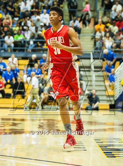 Thumbnail 2 in Bishop O'Dowd vs. Mater Dei (CIF State Open Division Final) photogallery.