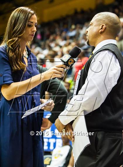 Thumbnail 2 in Bishop O'Dowd vs. Mater Dei (CIF State Open Division Final) photogallery.