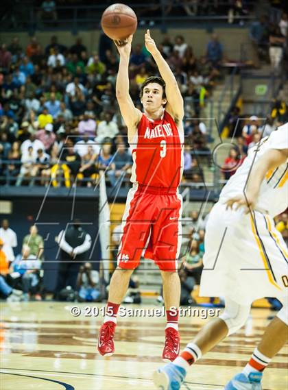 Thumbnail 3 in Bishop O'Dowd vs. Mater Dei (CIF State Open Division Final) photogallery.
