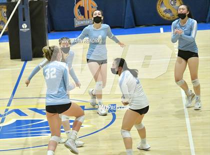Thumbnail 3 in Hillsdale @ Harvard-Westlake (CIF State D1 Final) photogallery.