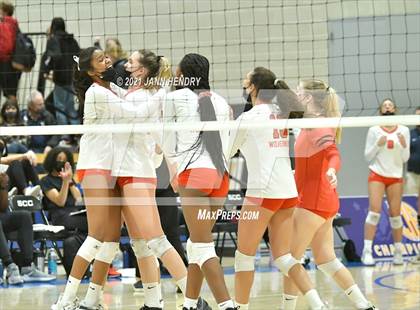 Thumbnail 3 in Hillsdale @ Harvard-Westlake (CIF State D1 Final) photogallery.
