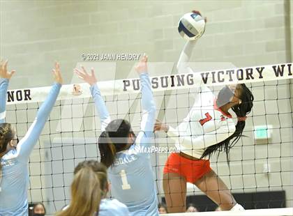 Thumbnail 3 in Hillsdale @ Harvard-Westlake (CIF State D1 Final) photogallery.
