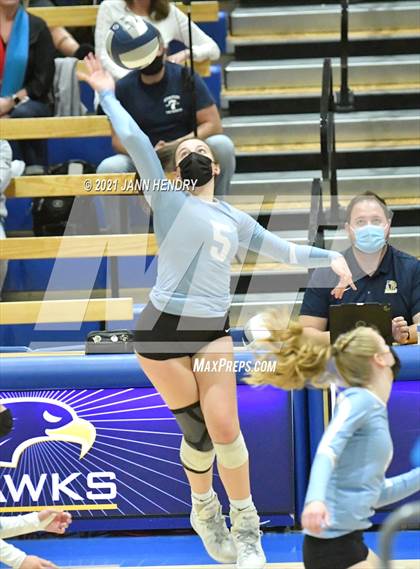 Thumbnail 2 in Hillsdale @ Harvard-Westlake (CIF State D1 Final) photogallery.
