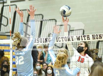 Thumbnail 1 in Hillsdale @ Harvard-Westlake (CIF State D1 Final) photogallery.