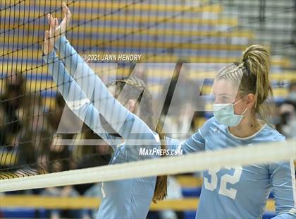 Thumbnail 3 in Hillsdale @ Harvard-Westlake (CIF State D1 Final) photogallery.