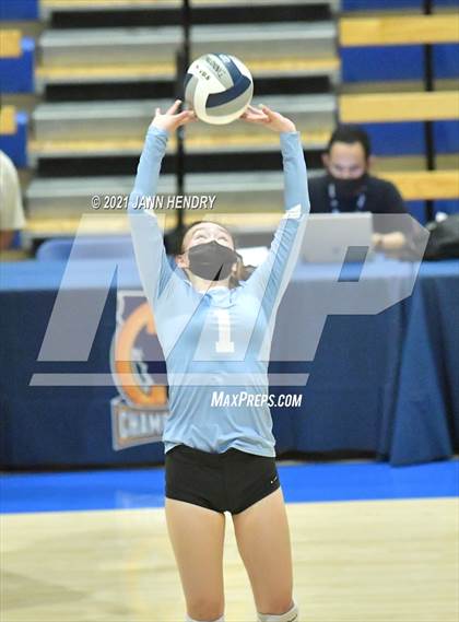 Thumbnail 3 in Hillsdale @ Harvard-Westlake (CIF State D1 Final) photogallery.