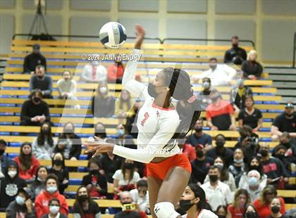 Thumbnail 3 in Hillsdale @ Harvard-Westlake (CIF State D1 Final) photogallery.