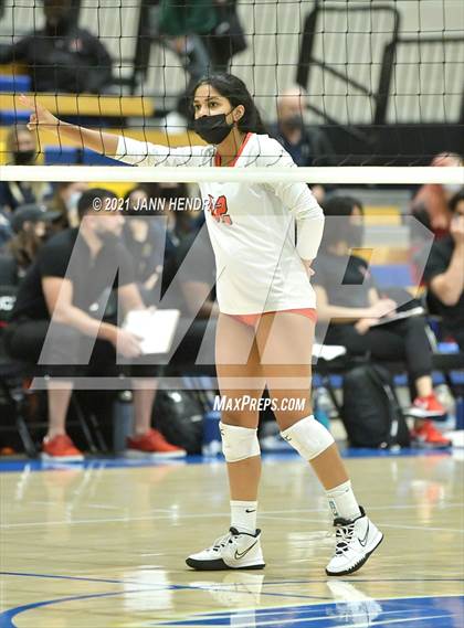 Thumbnail 1 in Hillsdale @ Harvard-Westlake (CIF State D1 Final) photogallery.