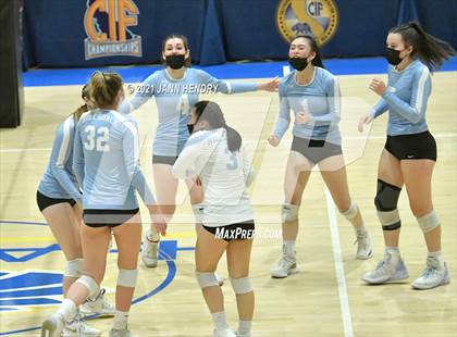Thumbnail 1 in Hillsdale @ Harvard-Westlake (CIF State D1 Final) photogallery.