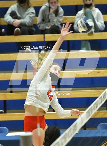 Thumbnail 3 in Hillsdale @ Harvard-Westlake (CIF State D1 Final) photogallery.