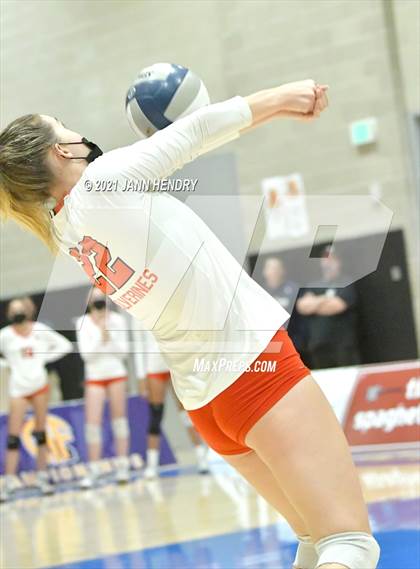 Thumbnail 3 in Hillsdale @ Harvard-Westlake (CIF State D1 Final) photogallery.