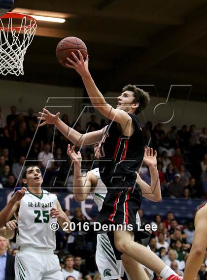 Thumbnail 2 in De La Salle vs. Monte Vista (CIF NCS D1 Final) photogallery.