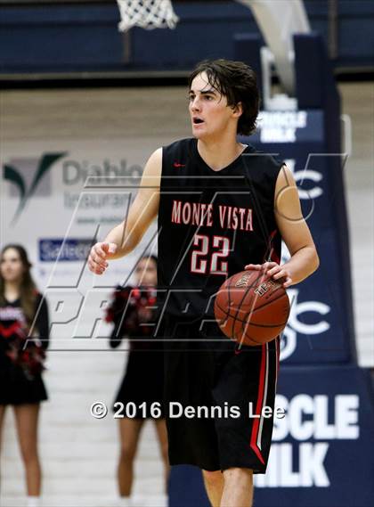 Thumbnail 2 in De La Salle vs. Monte Vista (CIF NCS D1 Final) photogallery.