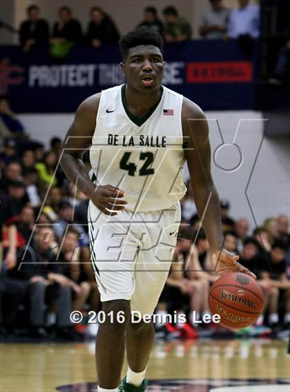 Thumbnail 2 in De La Salle vs. Monte Vista (CIF NCS D1 Final) photogallery.