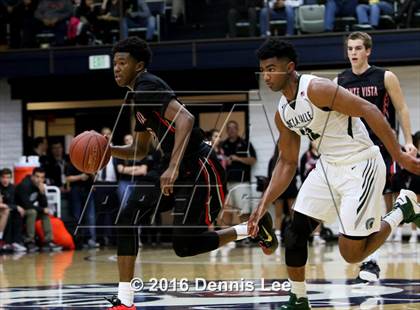 Thumbnail 2 in De La Salle vs. Monte Vista (CIF NCS D1 Final) photogallery.