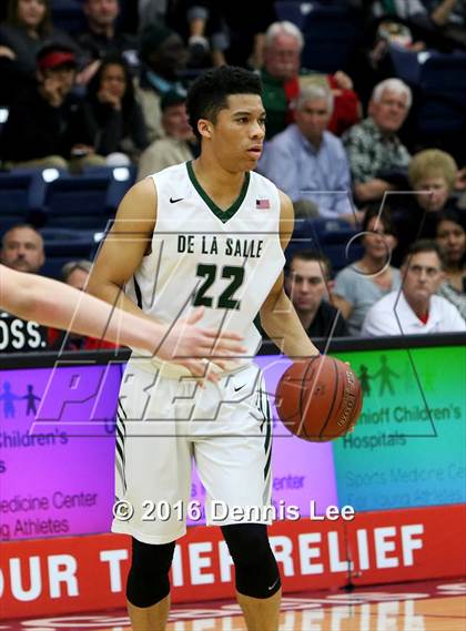 Thumbnail 3 in De La Salle vs. Monte Vista (CIF NCS D1 Final) photogallery.