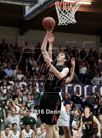Thumbnail 2 in De La Salle vs. Monte Vista (CIF NCS D1 Final) photogallery.