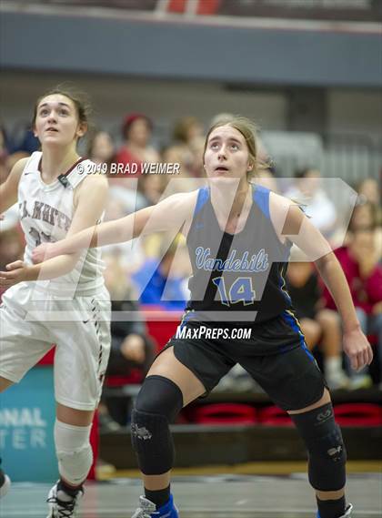 Thumbnail 2 in Vandebilt Catholic vs. E. D. White photogallery.
