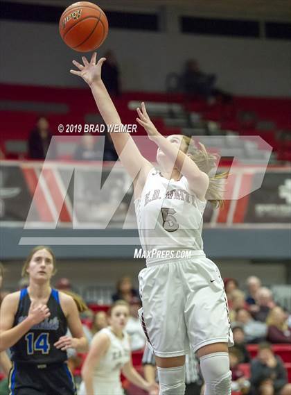 Thumbnail 1 in Vandebilt Catholic vs. E. D. White photogallery.