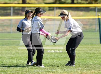 Thumbnail 3 in Rock Canyon vs. Pomona (CHSAA 5A Region 2 Playoff) photogallery.