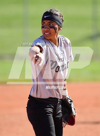Thumbnail 2 in Rock Canyon vs. Pomona (CHSAA 5A Region 2 Playoff) photogallery.