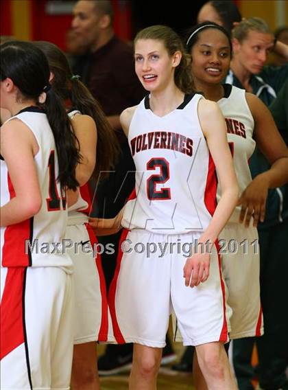 Thumbnail 2 in Inglewood vs. Harvard-Westlake (CIF State D2 SoCal Playoffs) photogallery.