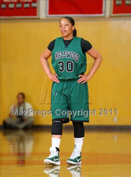 Thumbnail 1 in Inglewood vs. Harvard-Westlake (CIF State D2 SoCal Playoffs) photogallery.