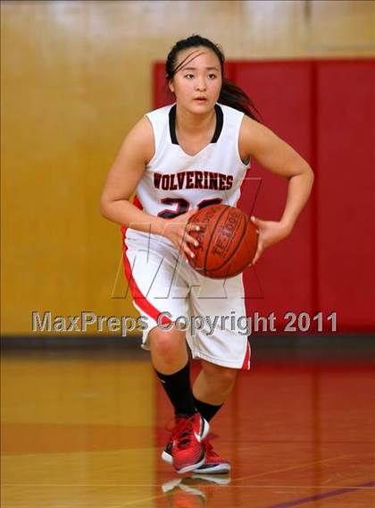 Thumbnail 1 in Inglewood vs. Harvard-Westlake (CIF State D2 SoCal Playoffs) photogallery.