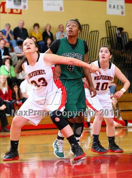 Thumbnail 1 in Inglewood vs. Harvard-Westlake (CIF State D2 SoCal Playoffs) photogallery.