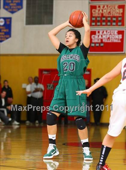 Thumbnail 3 in Inglewood vs. Harvard-Westlake (CIF State D2 SoCal Playoffs) photogallery.