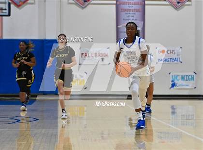 Thumbnail 3 in Victory Christian Academy vs. La Jolla Country Day photogallery.