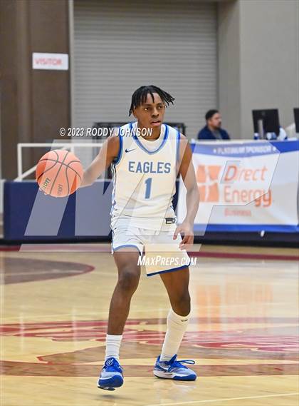 Thumbnail 1 in Barbers Hill vs. South Houston (McDonald's Texas Invitational) photogallery.