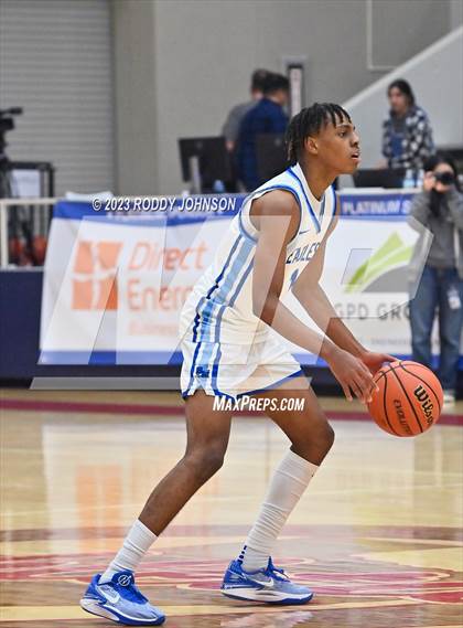 Thumbnail 1 in Barbers Hill vs. South Houston (McDonald's Texas Invitational) photogallery.