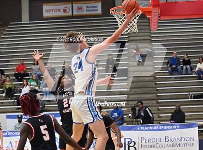 Thumbnail 1 in Barbers Hill vs. South Houston (McDonald's Texas Invitational) photogallery.