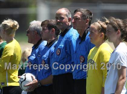 Thumbnail 3 in Fairview vs. Mountain Vista (5A Semifinal) photogallery.