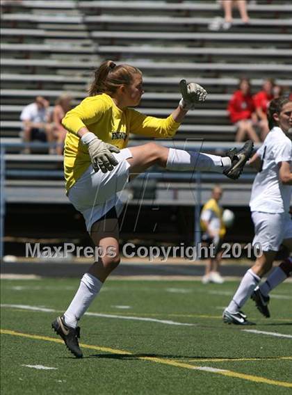 Thumbnail 3 in Fairview vs. Mountain Vista (5A Semifinal) photogallery.