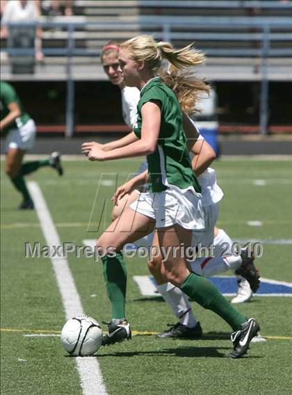 Thumbnail 1 in Fairview vs. Mountain Vista (5A Semifinal) photogallery.