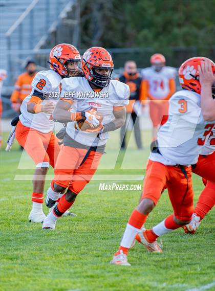 Thumbnail 3 in South View @ Overhills photogallery.