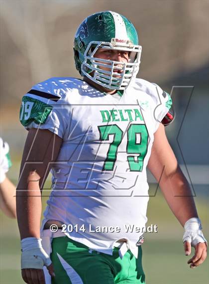 Thumbnail 1 in Conifer vs. Delta (CHSAA 3A 1st Round) photogallery.