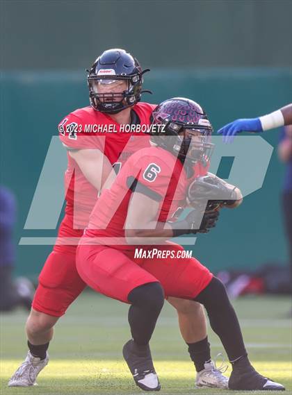 Thumbnail 2 in Coppell vs. Byron Nelson (UIL 6A Football Regional Semi-Final) photogallery.
