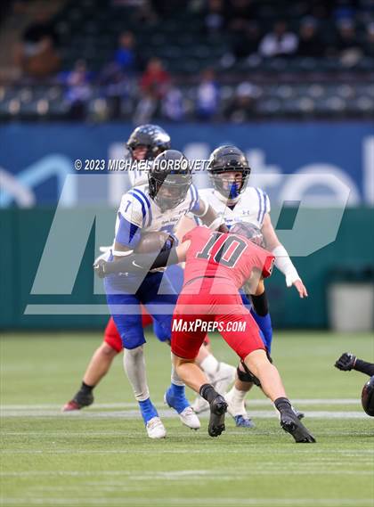 Thumbnail 2 in Coppell vs. Byron Nelson (UIL 6A Football Regional Semi-Final) photogallery.